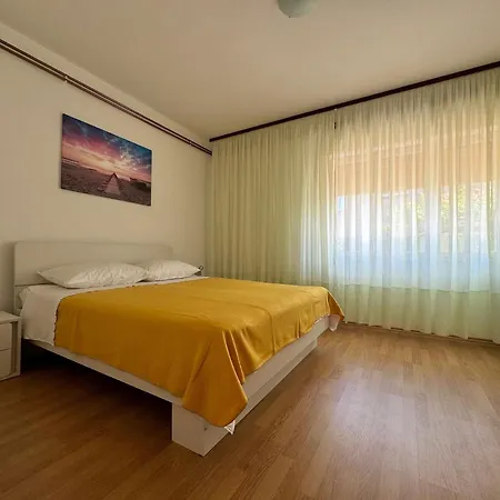 Apartman Ella